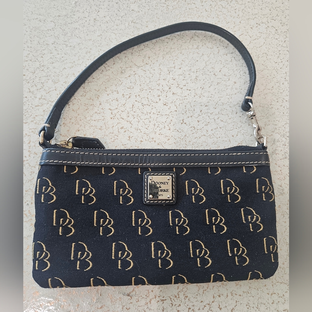 Dooney & Bourke Black and Gold Women's Bag